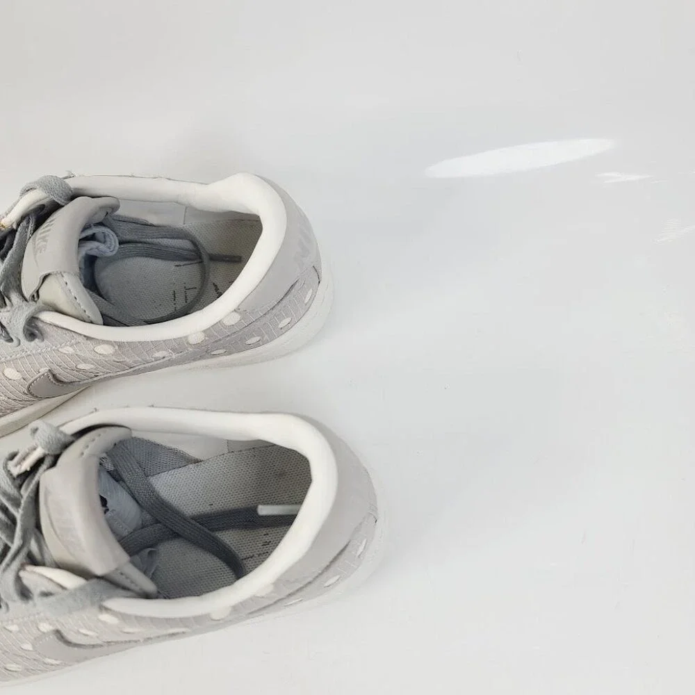 Nike Women's Matte Silver Summit White Classic Ultra Premium Tennis Shoes Size 6